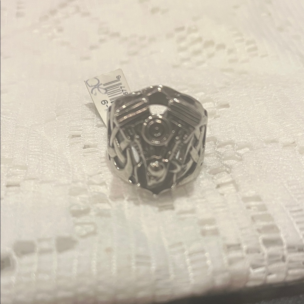 Inox Black Oxidized Ring with Large Engine Look
